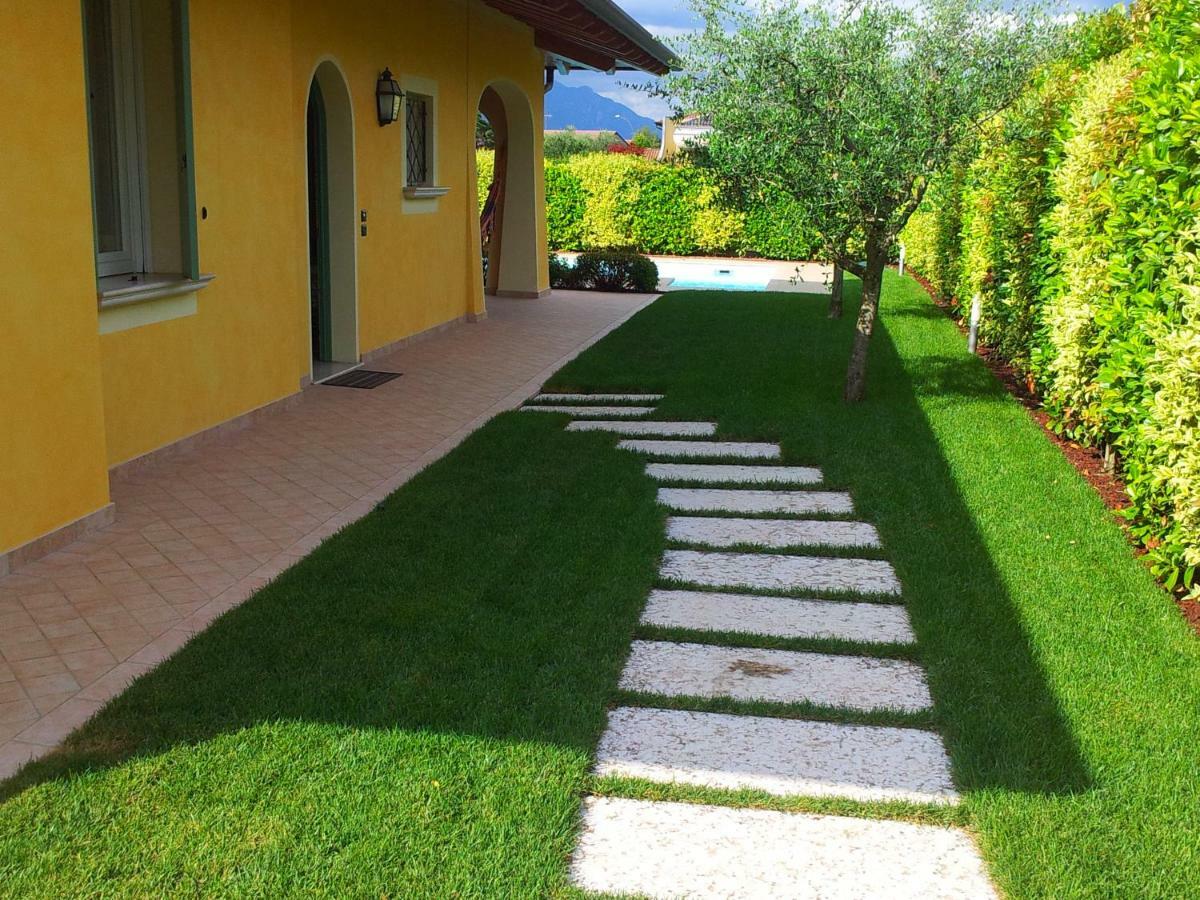 Villa Oliva Manerba del Garda Exterior photo